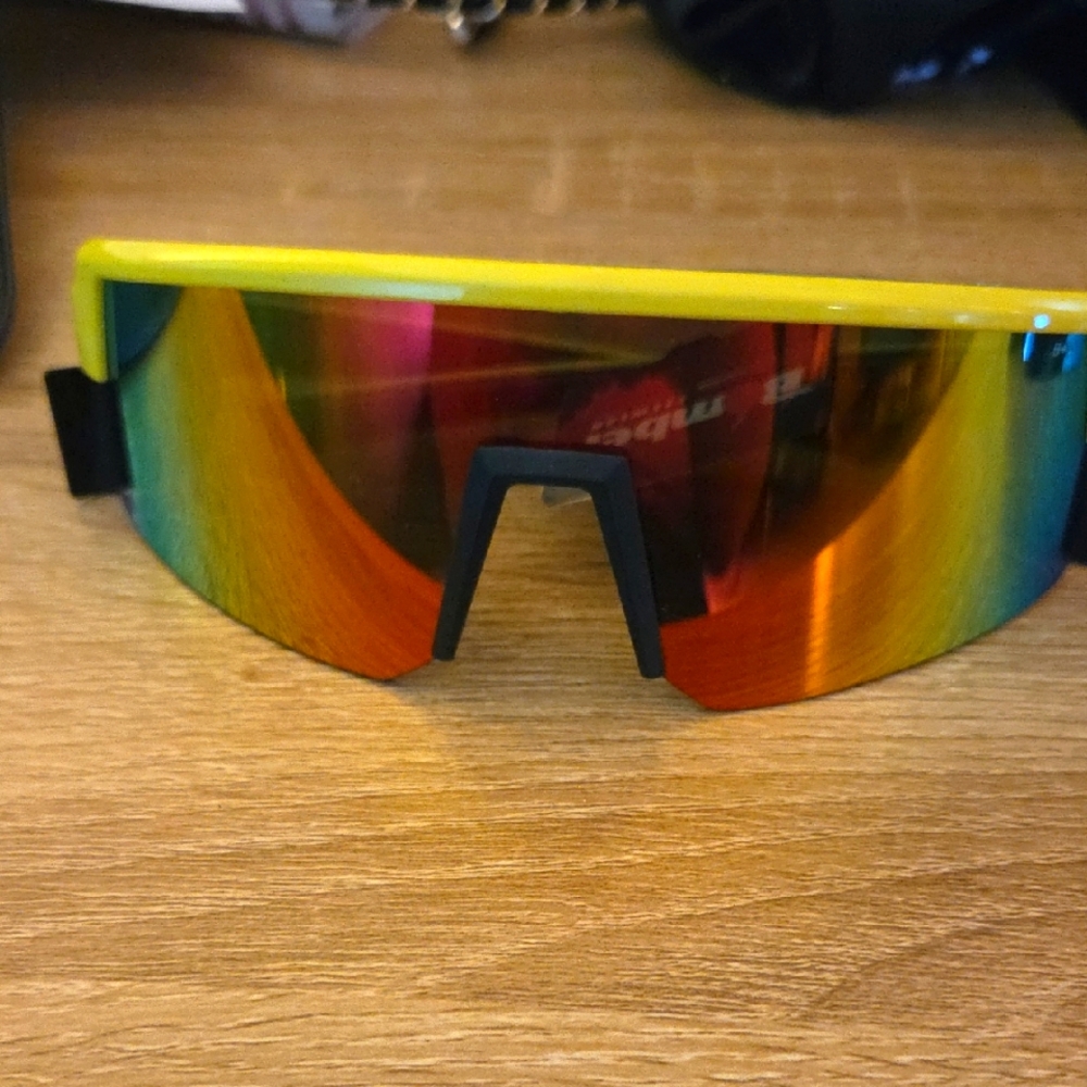SMOKE Bomb Safety - Red Mirror Hi Vis Yellow